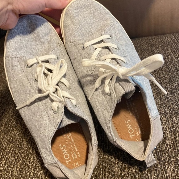Gray toms - Picture 6 of 7